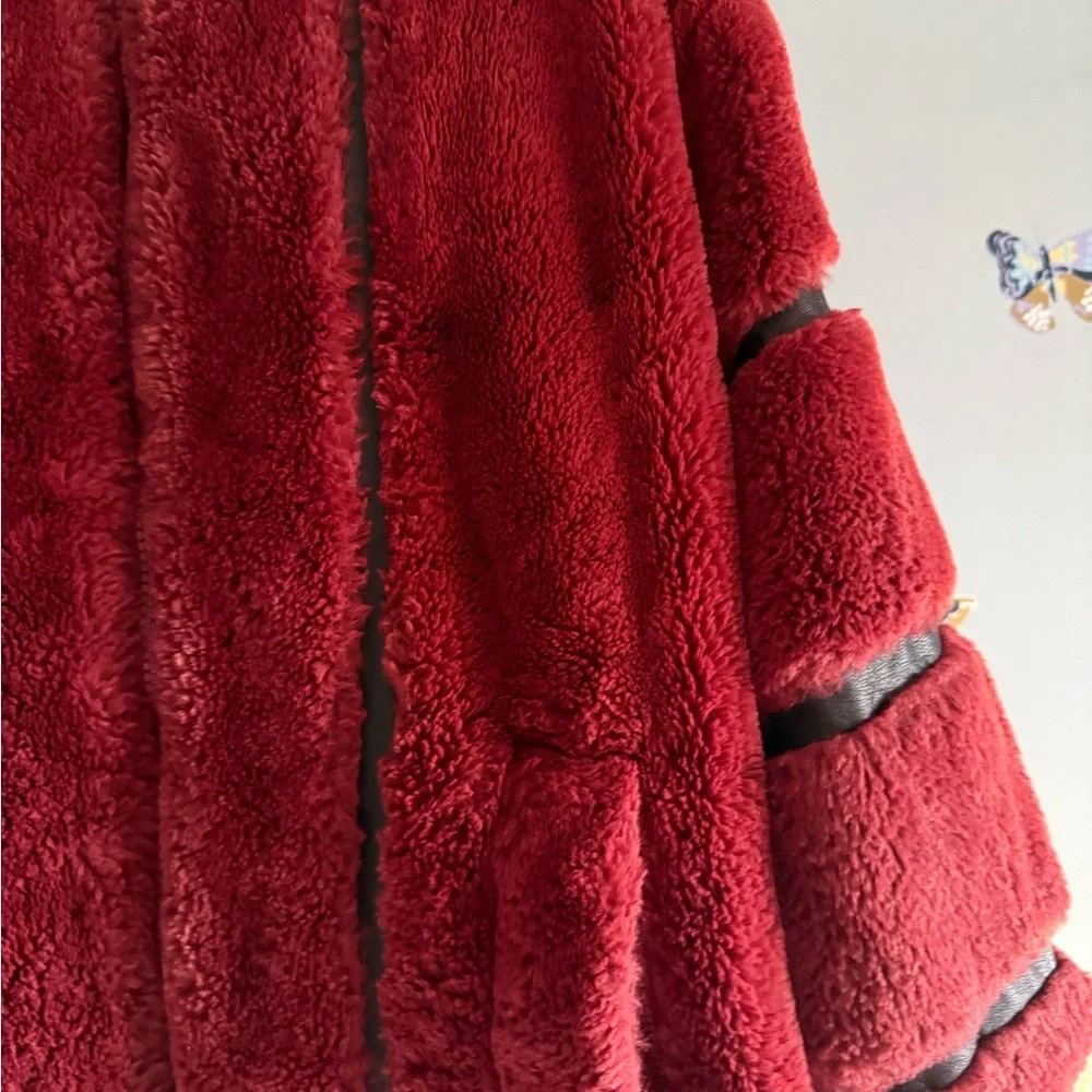 ALO Knock Out Faux Fur Jacket - Picture 5 of 10
